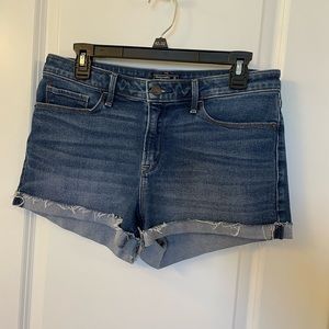 Abercrombie & Fitch Harper Low Rise Shorts 29/8 in Medium Wash